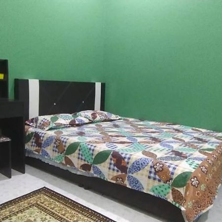 Homestay Kak Tiy Kuala Terengganu Bagian luar foto